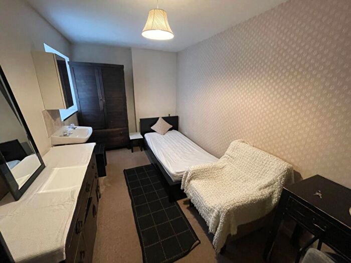 1 Bedroom Flat To Rent In Clayton Road, Newcastle Upon Tyne, NE2