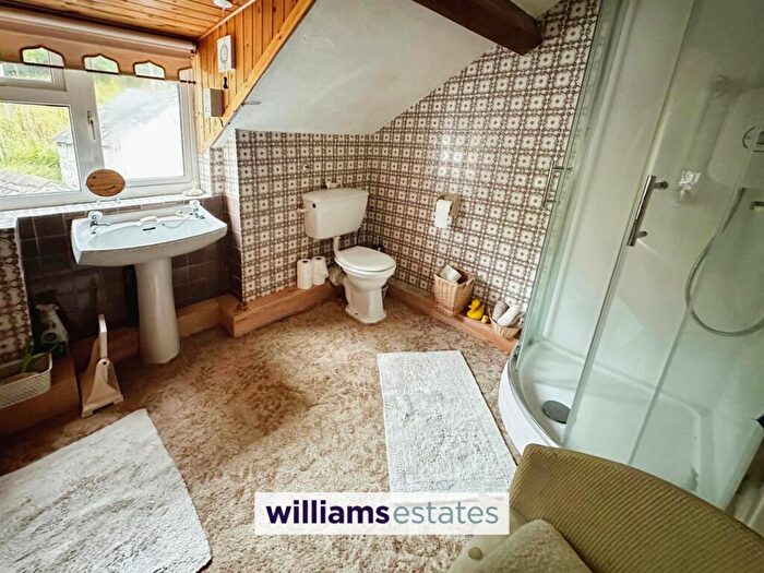 2 Bedroom Character Property For Sale In Ruthin Road, Mold, CH7