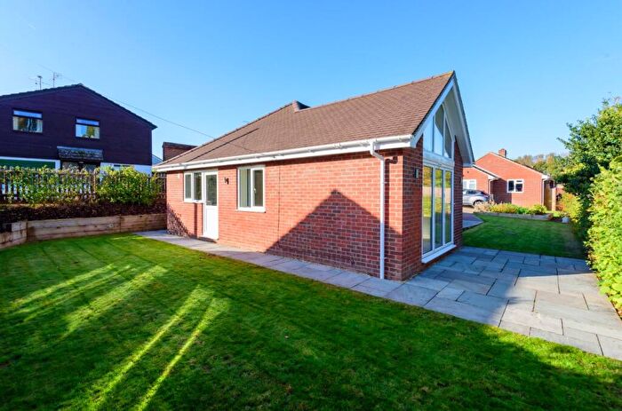 2 Bedroom Bungalow For Sale In Lansdowne Gardens, Romsey, Hampshire, SO51
