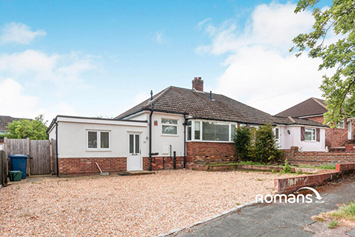 3 Bedroom Bungalow To Rent In Woodside Road, Farnham, GU9