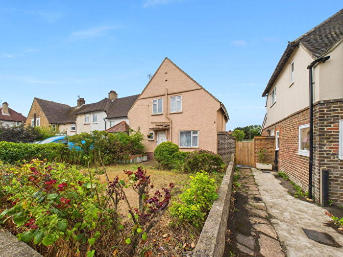 4 Bedroom End Of Terrace House For Sale In The Gardens, Southwick, BN42