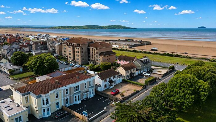 2 Bedroom Flat For Sale In Ellenborough Park South, Weston-Super-Mare, BS23