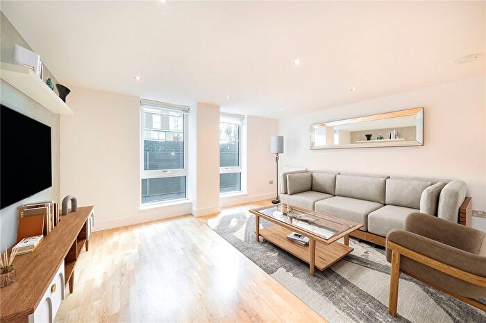 3 Bedroom Flat For Sale In Dowells Street, New Capital Quay, Greenwich, London, SE10