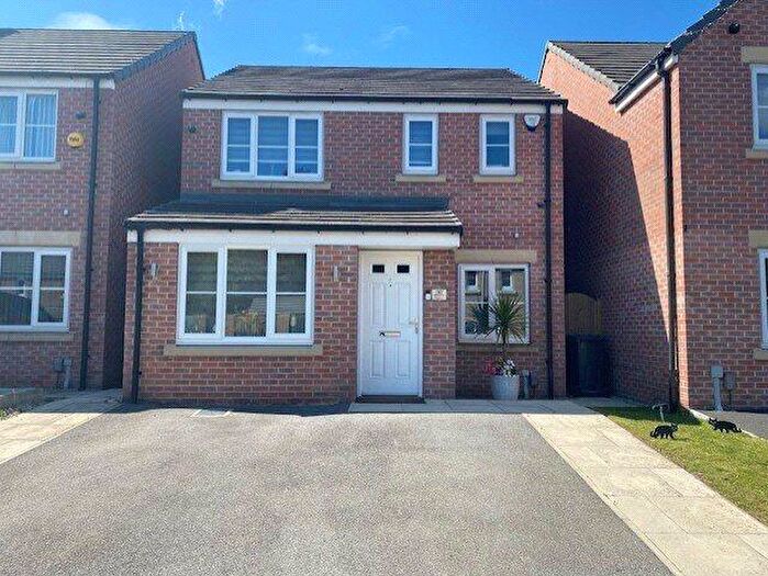 3 Bedroom Detached House For Sale In Mitchells Avenue, Wombwell, Barnsley, South Yorkshire, S73