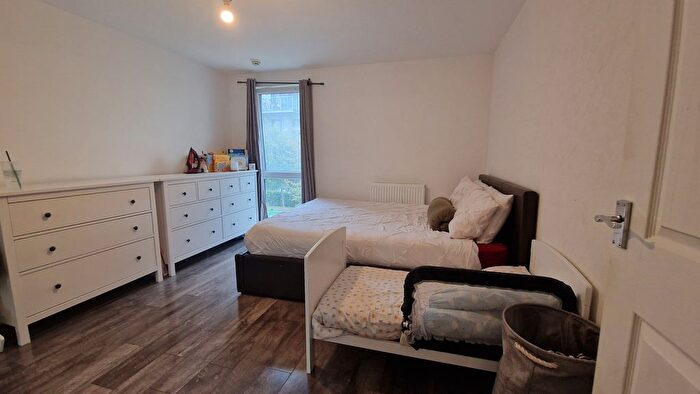 1 Bedroom Flat To Rent In Honour Gardens, Dagenham, RM8