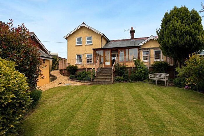 3 Bedroom Chalet For Sale In Ashford Road, Fordingbridge, SP6