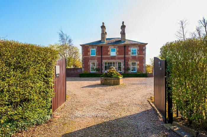 4 Bedroom Farmhouse For Sale In Hall Lane, Bold, St. Helens, WA9