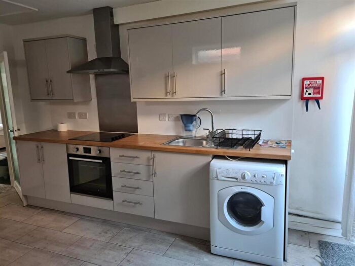 2 Bedroom Flat To Rent In Flat, Old Station Road, Newmarket, CB8