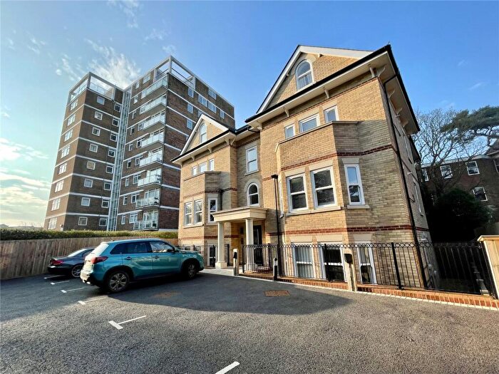 2 Bedroom Penthouse To Rent In Gervis Road, Bournemouth, BH1