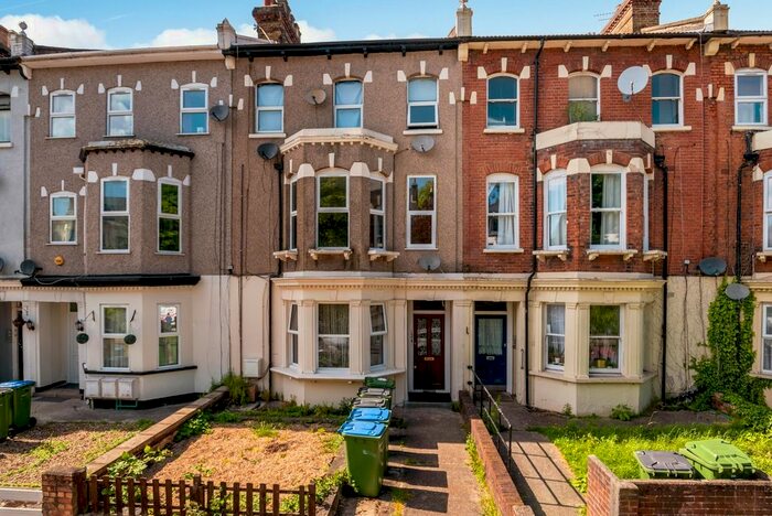 2 Bedroom Flat To Rent In Herbert Road, Plumstead, SE18