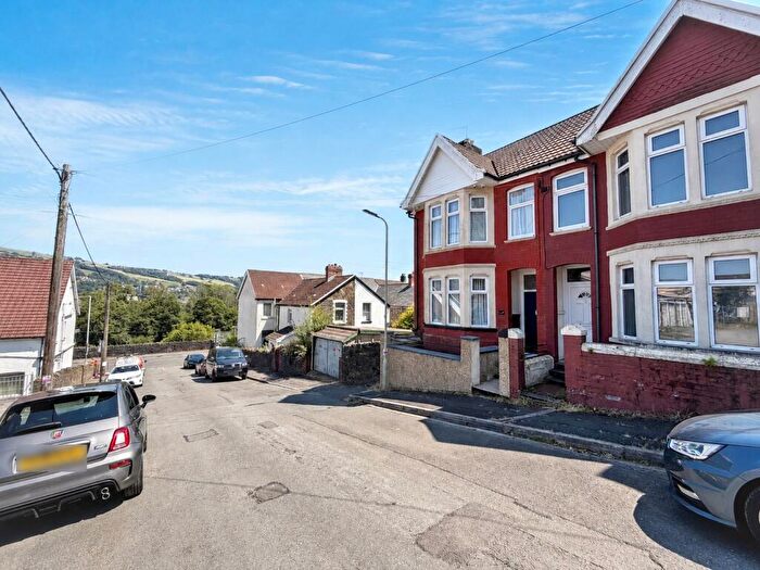3 Bedroom End Of Terrace House For Sale In Gwyn Street, Treforest, Pontypridd, CF37