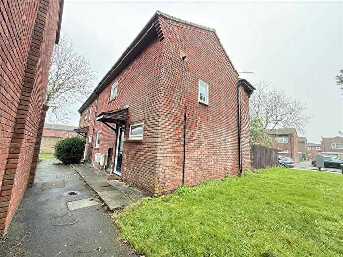 3 Bedroom Semi Detached House For Sale In Steyning Close, Corby, NN18