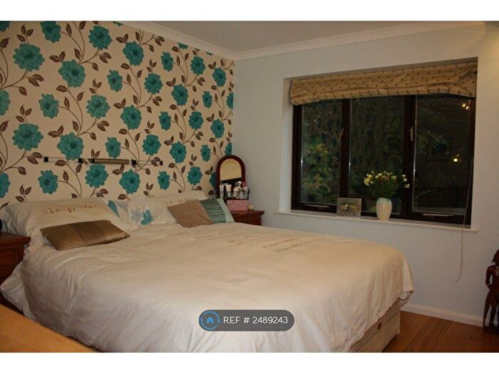 5 Bedroom End Of Terrace House To Rent In Ramsey Lodge Court, St. Albans, AL1