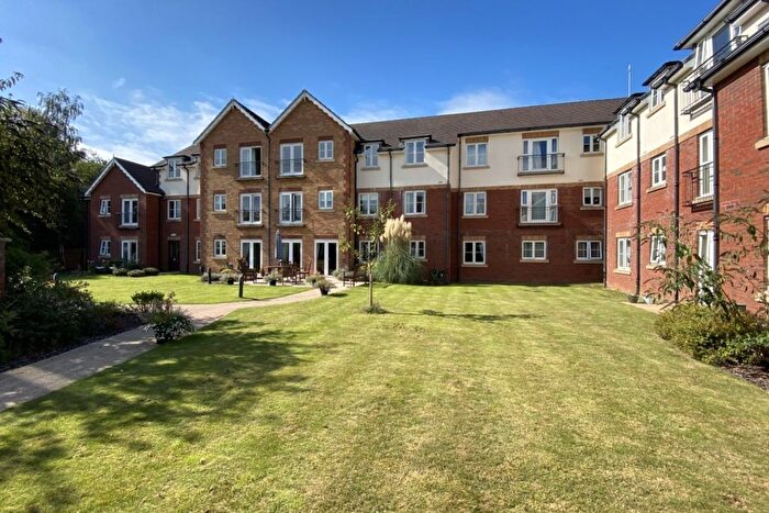 1 Bedroom Flat For Sale In Brampton Way, Portishead, Bristol, BS20