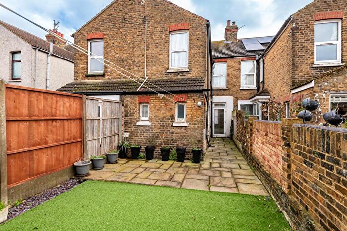 3 Bedroom Terraced House To Rent In Alexandra Road, Sheerness, Kent, ME12