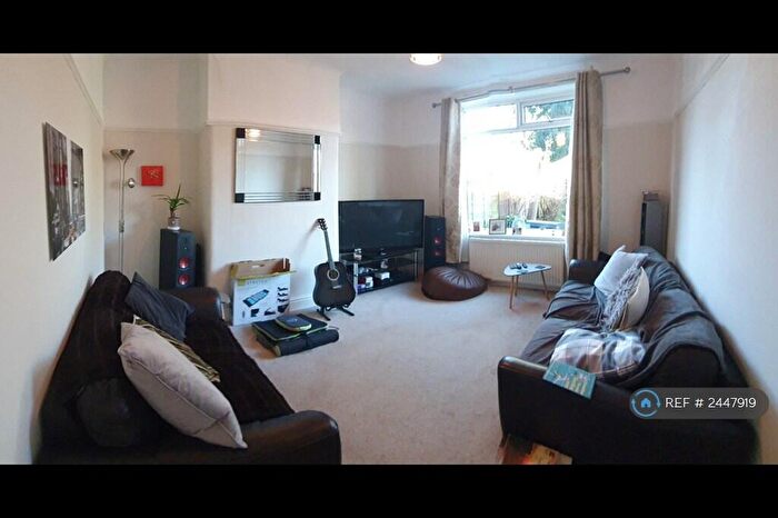 3 Bedroom Semi-Detached House To Rent In Blenheim Road, Manchester, M16