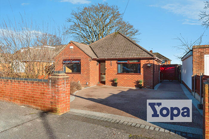 3 Bedroom Bungalow For Sale In Rugby Road, Poole, BH17