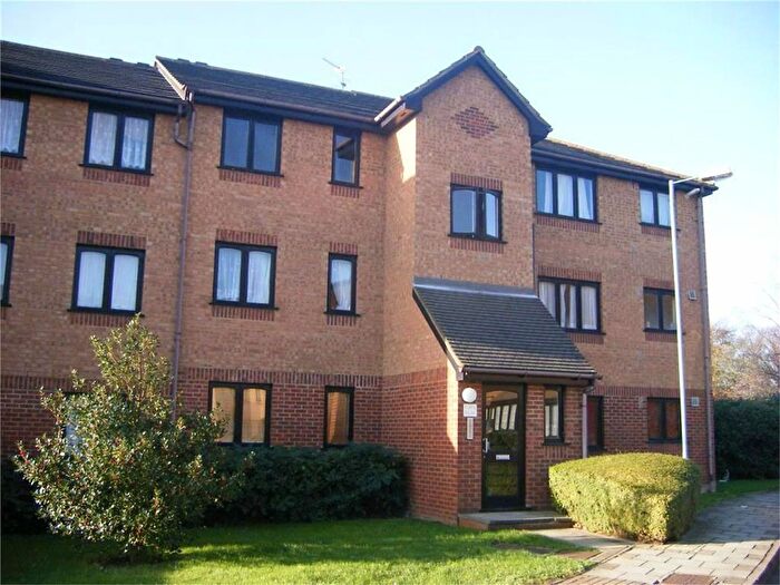 Studio To Rent In Pempath Place, Wembley, HA9