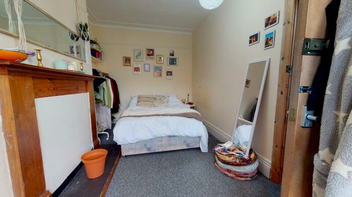 4 Bedroom Terraced House To Rent In Royal Park Avenue, Hyde Park, Leeds, LS6