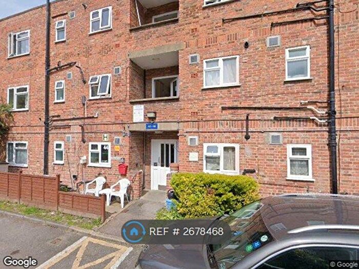 2 Bedroom Flat To Rent In Brighton Road, Sutton, SM2
