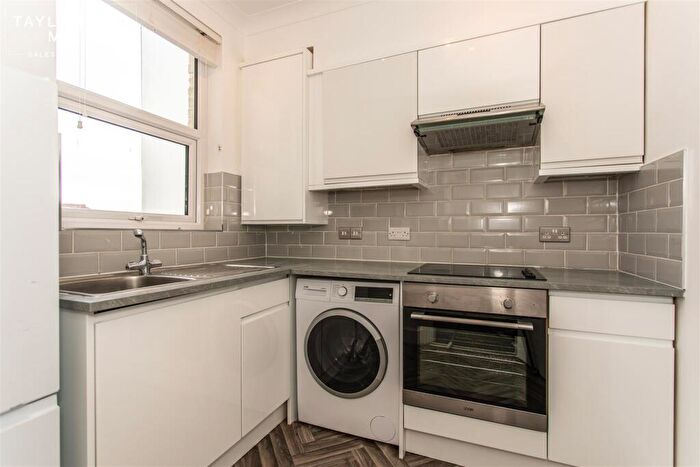1 Bedroom Flat To Rent In Portland Road, Hove, BN3