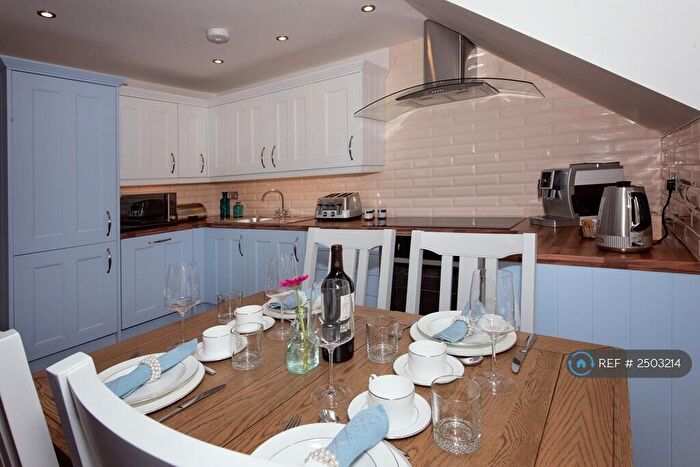 3 Bedroom Flat To Rent In Beechwood House, Headington, Oxford, OX3