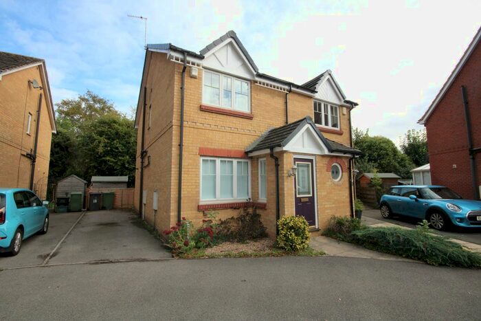 2 Bedroom Semi-Detached House To Rent In Beaufort Close, York, YO10