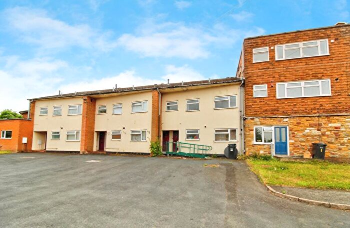 2 Bedroom Flat For Sale In Whittall Drive East, Kidderminster, DY11