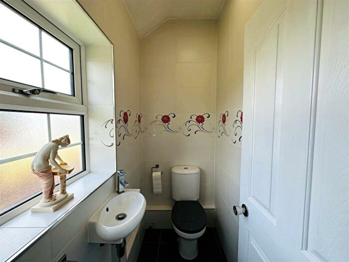 4 Bedroom Detached House For Sale In Templar Close, Whitley, Goole, DN14