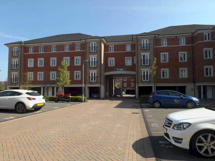 2 Bedroom Apartment To Rent In Ffordd James McGhan, Cardiff Bay, CF11