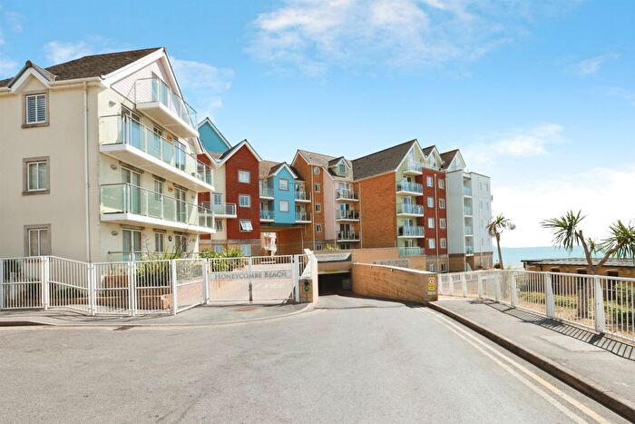 2 Bedroom Flat For Sale In Honeycombe Chine, Boscombe, Bournemouth, BH5