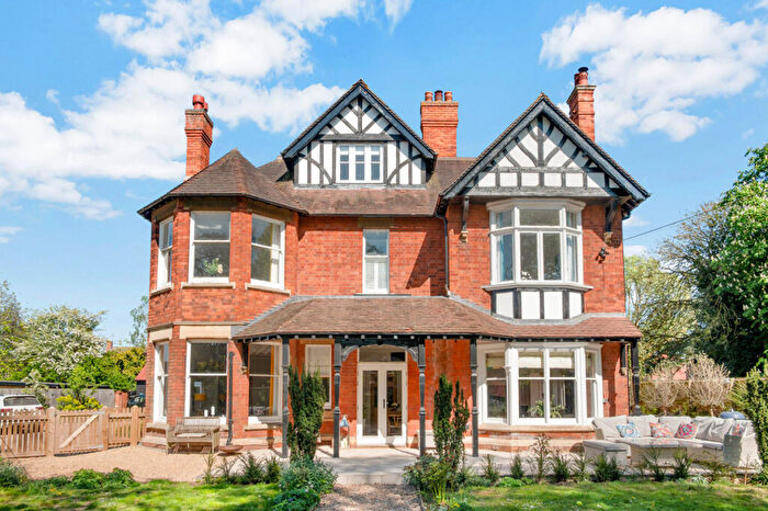 5 Bedroom Semi-Detached House For Sale In Burton Road, Melton Mowbray, LE13