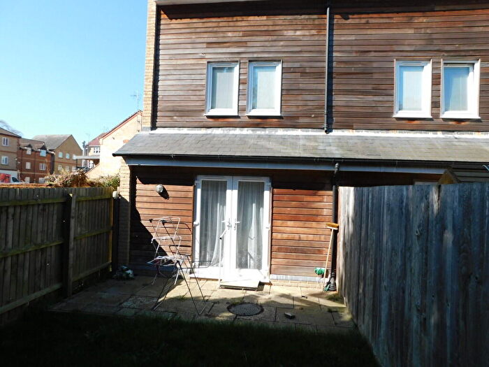 1 Bedroom Flat To Rent In Minstrel Walk, March, PE15