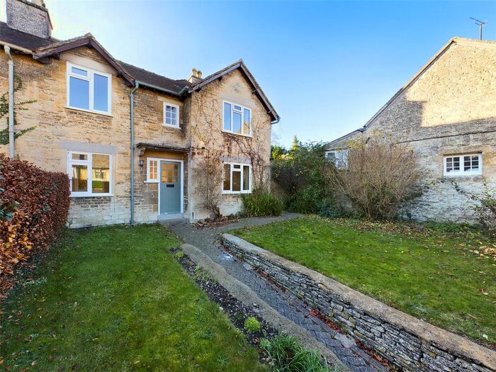 2 Bedroom End Of Terrace House To Rent In The Beeches, 4 Bank Villas, West End, Northleach GL54