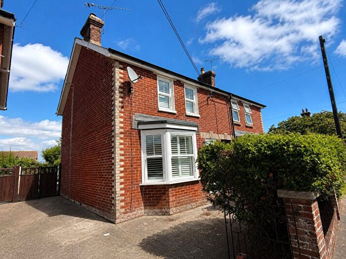 3 Bedroom Semi-Detached House For Sale In Alexandra Road, Fordingbridge, Hampshire, SP6