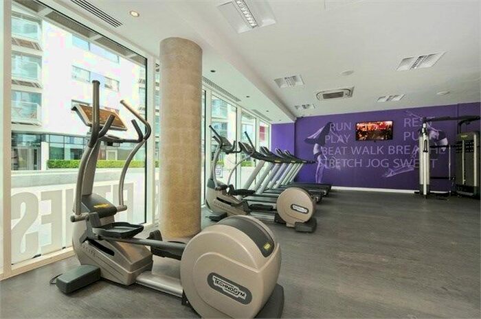 2 Bedroom Flat To Rent In Saffron Central Square, Croydon, Surrey, CR0