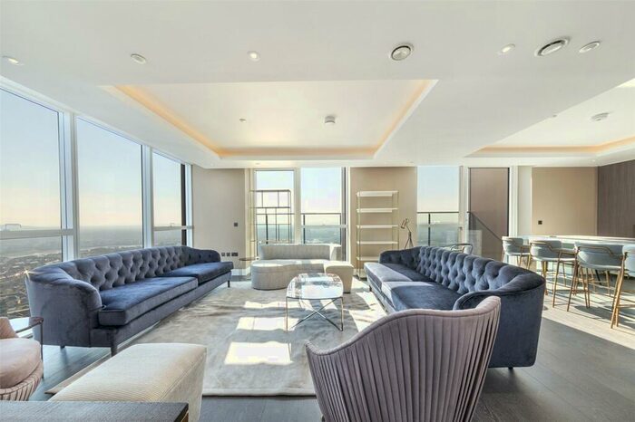 3 Bedroom Apartment To Rent In Maine Tower, Harbour Way, Canary Wharf, London, E14
