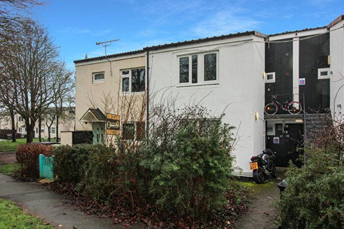 2 Bedroom Maisonette To Rent In Burnett, Stantonbury, Milton Keynes, Buckinghamshire, MK14