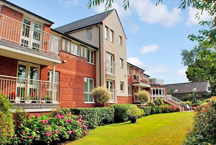 1 Bedroom Flat For Sale In Hazledine Court, Shrewsbury, SY3