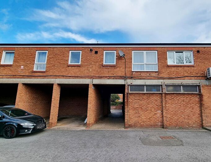 1 Bedroom Flat To Rent In Brooke Mews, Wellingborough, NN8