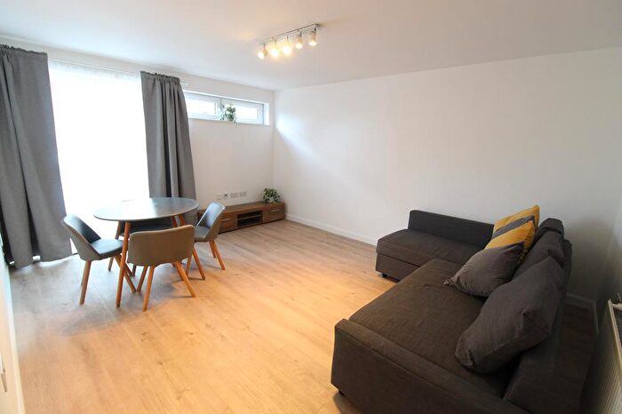 2 Bedroom Flat To Rent In Mearns Street, First Floor, AB11