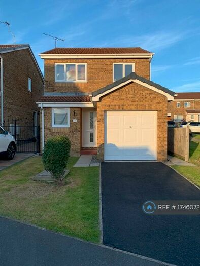 3 Bedroom Detached House To Rent In Epping Gardens, Sothall, Sheffield, S20