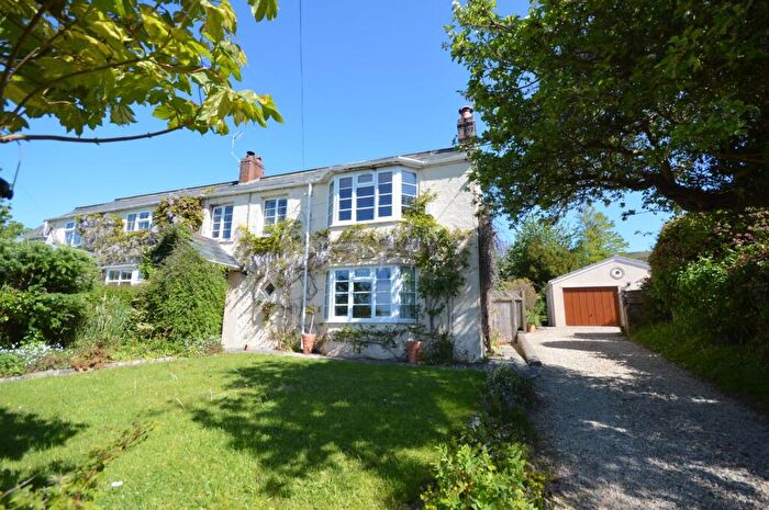 4 Bedroom Semi-Detached House For Sale In Webbington Road, Compton Bishop, Axbridge, BS26