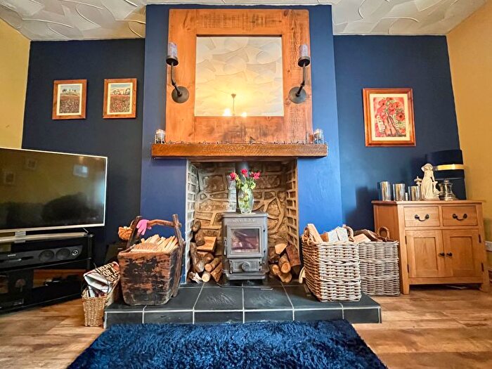 3 Bedroom Semi-Detached House For Sale In Mount Road, Rhigos, Aberdare, CF44