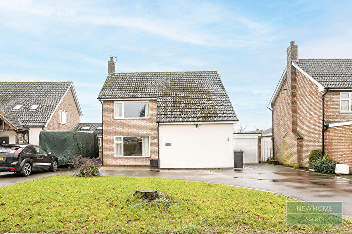 3 Bedroom Detached House For Sale In Chestnut Way East Goscote, Leicester, LE7