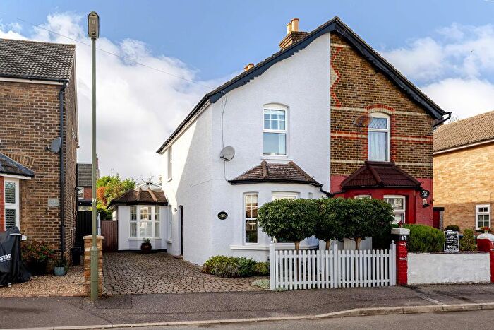 2 Bedroom Semi-Detached House For Sale In Elm Road, Warlingham, Surrey, CR6