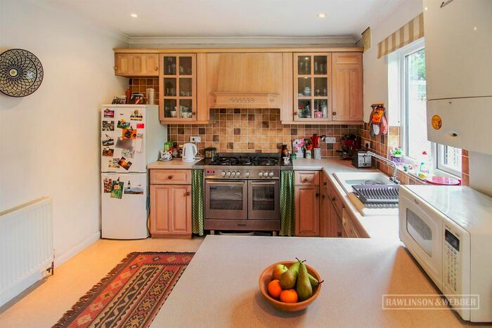 3 Bedroom Detached Bungalow For Sale In Monks Avenue, West Molesey, KT8
