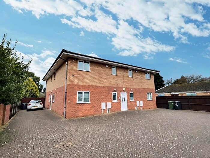 2 Bedroom Flat To Rent In Newark Avenue, Dogsthorpe, Peterborough, PE1