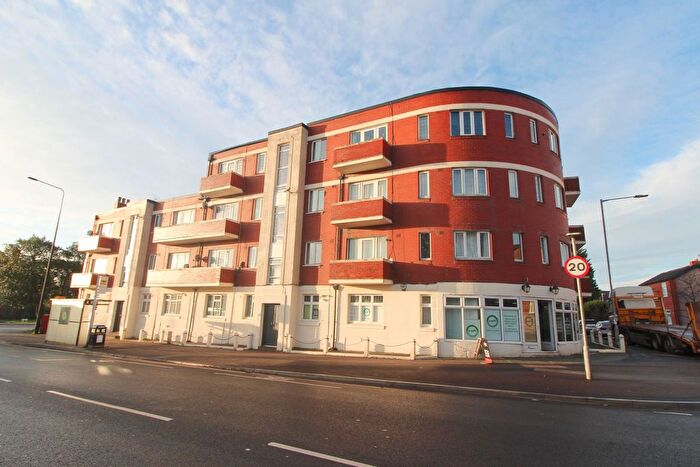 2 Bedroom Property To Rent In Monument Mansions, Wigan Lane, Wigan, WN1