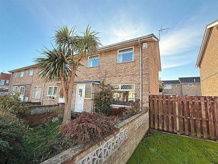 2 Bedroom End Terrace House For Sale In Hawkins Close, Great Yarmouth, NR30